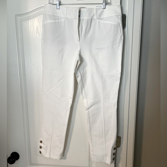 LOFT mod-rise white skinny cropped ankle pants - Picture 1 of 6